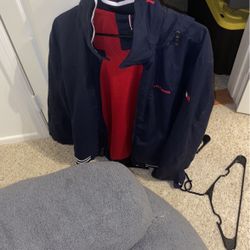 Tommy Hilfiger zip up jacket large Size 