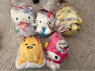 Hello Kitty Grad Plushies