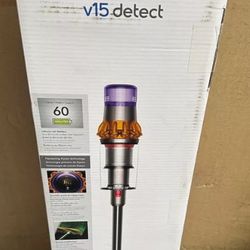 BRAND NEW Dyson V15 Vacuum Cleaner. - PRICE FIRM