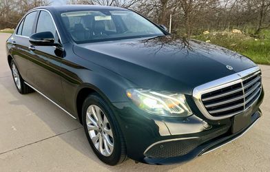 2017 Mercedes-Benz E 300