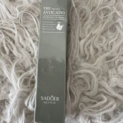 THE ORGANIC AVOCADO NOURISHING EVE CREAM Repair Nourishing Lock Water Moisturize Lighten Fine Lines Tighten The Eye Area