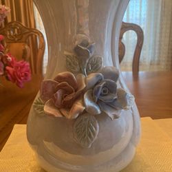 Petra Ceramic Vase 13”x9”, artificial flowers included