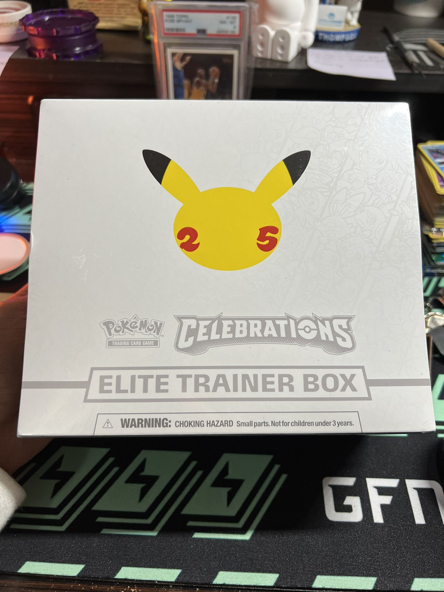 2021 Pokemon TCG 25th Anniversary Celebrations Elite Trainer Box