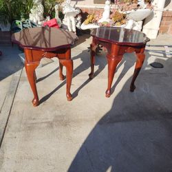 2 Vintage Side Tables