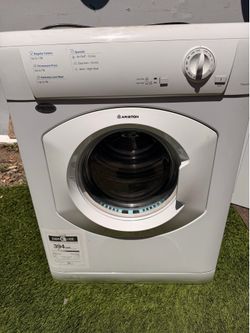Mini electric dryer