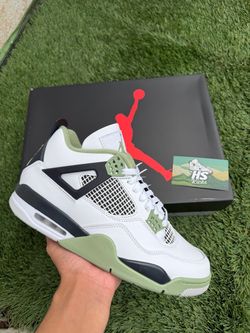 Jordan 4 Seafoam