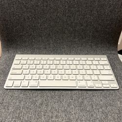Apple Wireless Bluetooth Keyboard