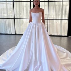 Satin Wedding Dress With Pockets 