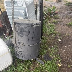 55 Gallon deer feeder 