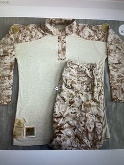 USMC DESERT MARPAT FROG TOP & BOTTOM M/R