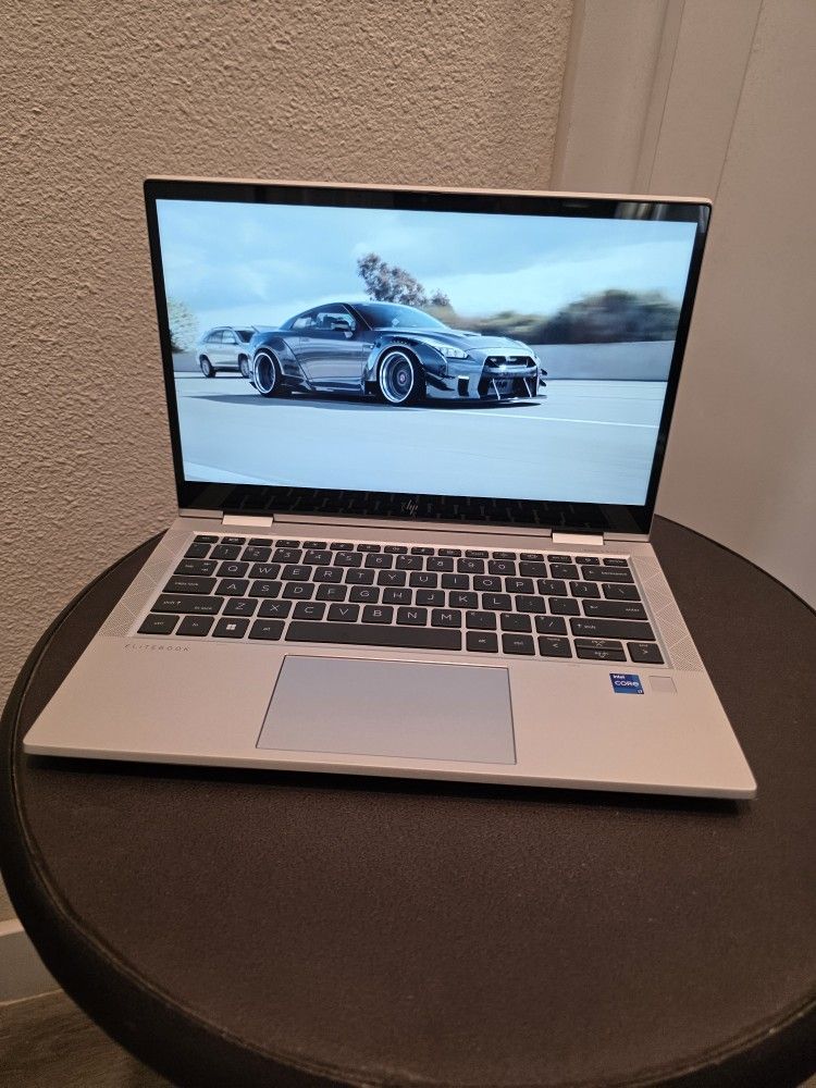 Hp Elitebook X 360 830  G8 Convertible Laptop Excellent Condition 