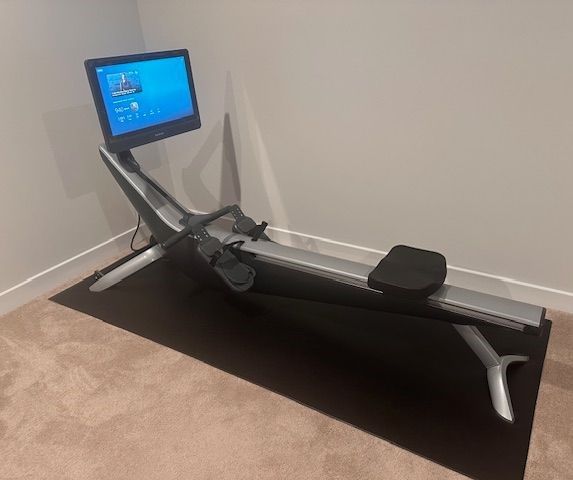2022 Hydrow Pro Rowing Machine Very Good Con - Ocean View, DE