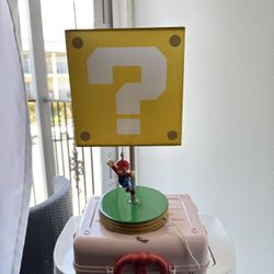 Super Mario Question Block Lamp.  🪔 