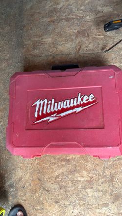 Milwaukee Electric Bandsaw