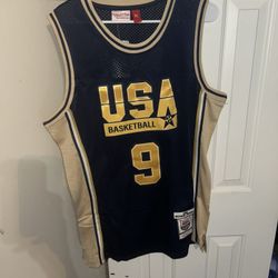 Mitchell & Ness Michael Jordan USA Basketball Jersey in XL