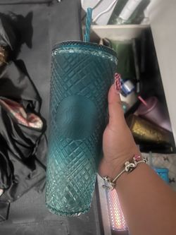 starbucks cups