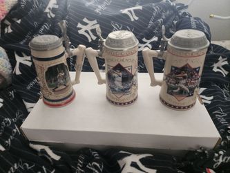 Yankees Baseball steins (mugs) and mcfarlane mickey mantle figurine plus 2 plates