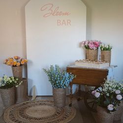 Bloom Bar / Flower Bar