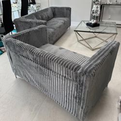 Grey Or Black 2 Piece Sofa & Loveseat 