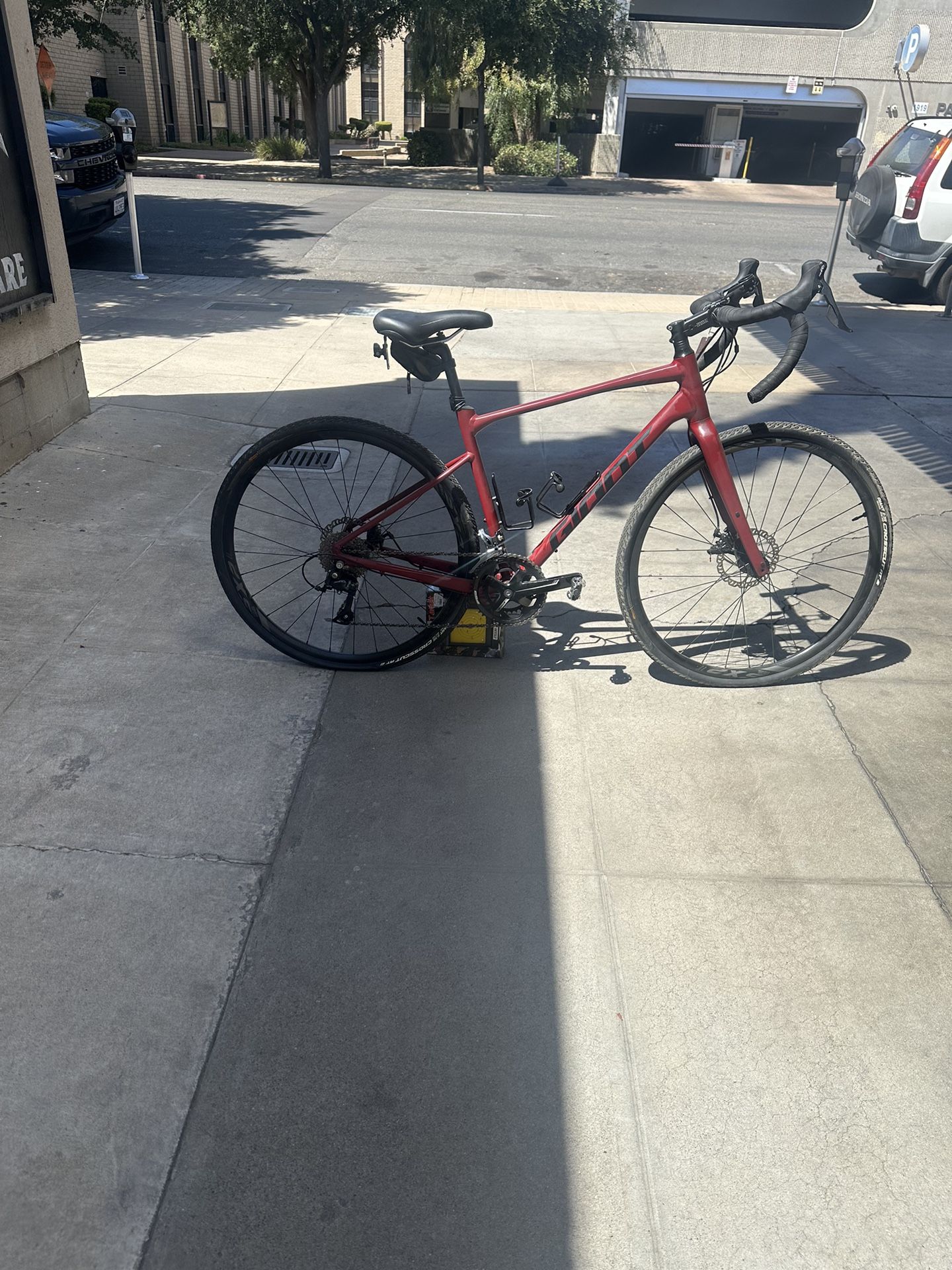 BIKE SALE! GIANT Revolt M2 Bike