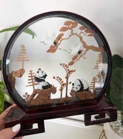 🌿 Adorable vintage Asian panda cork diorama
