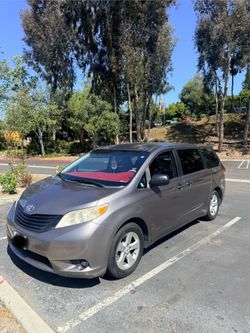 2011 Toyota Sienna