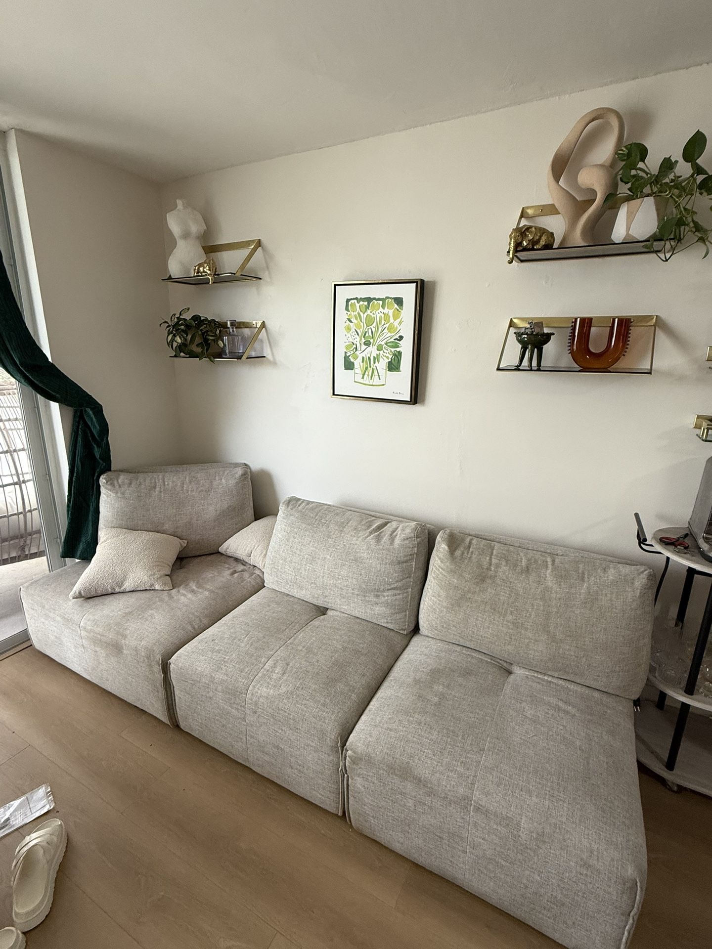 Free Modular Couch