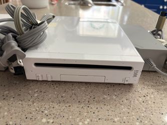 Nintendo Wii Consoles and Accessories
