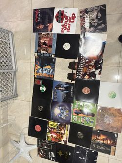 LOT of vintage vinyl records (actually Records) 