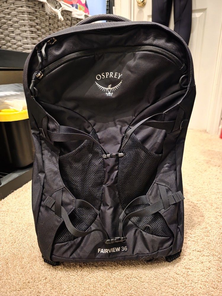 Osprey Fairview Wheeled Backpack Luggage 36 L Like New
