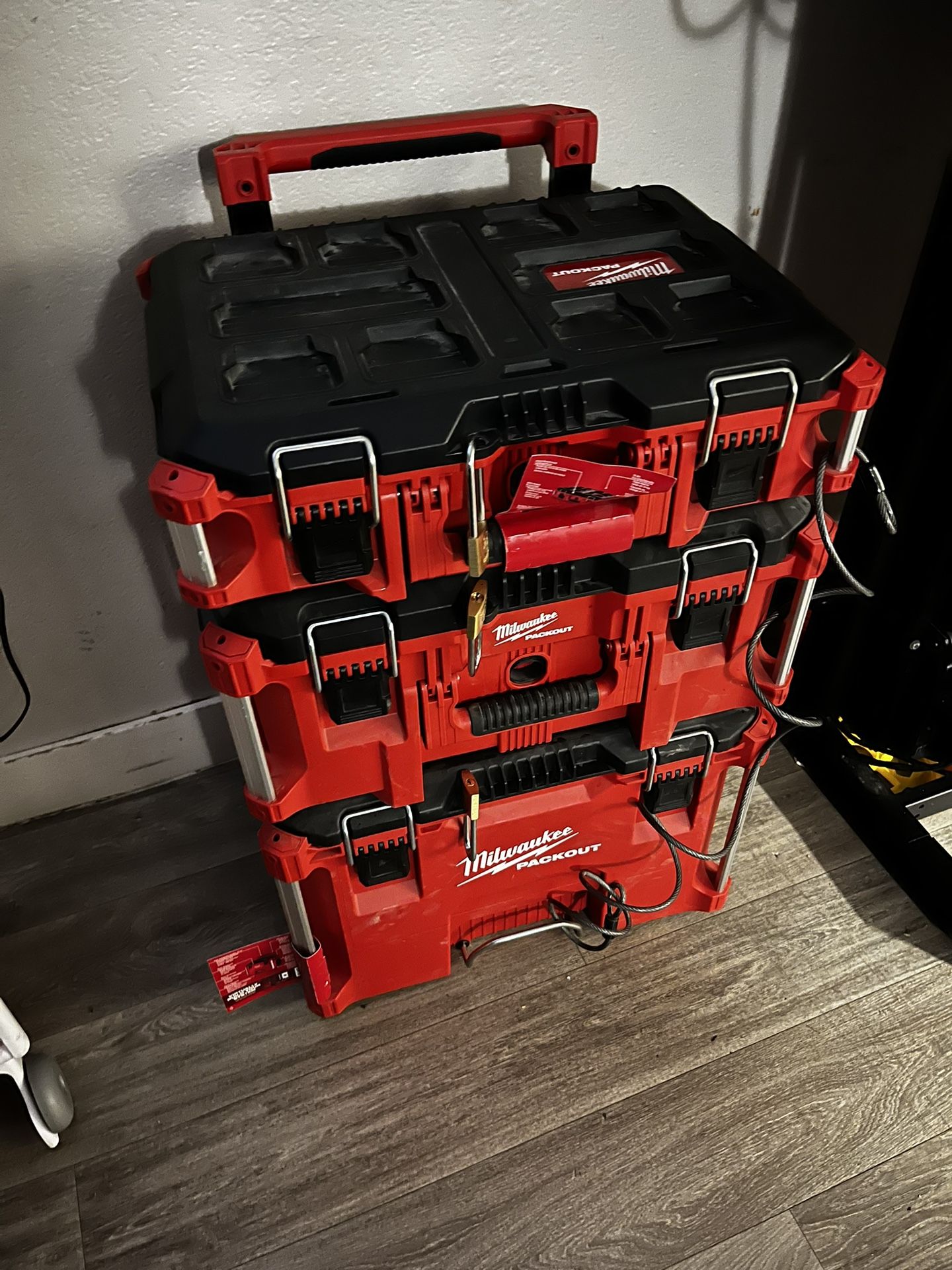 Milwaukee Pack Out Tool Box