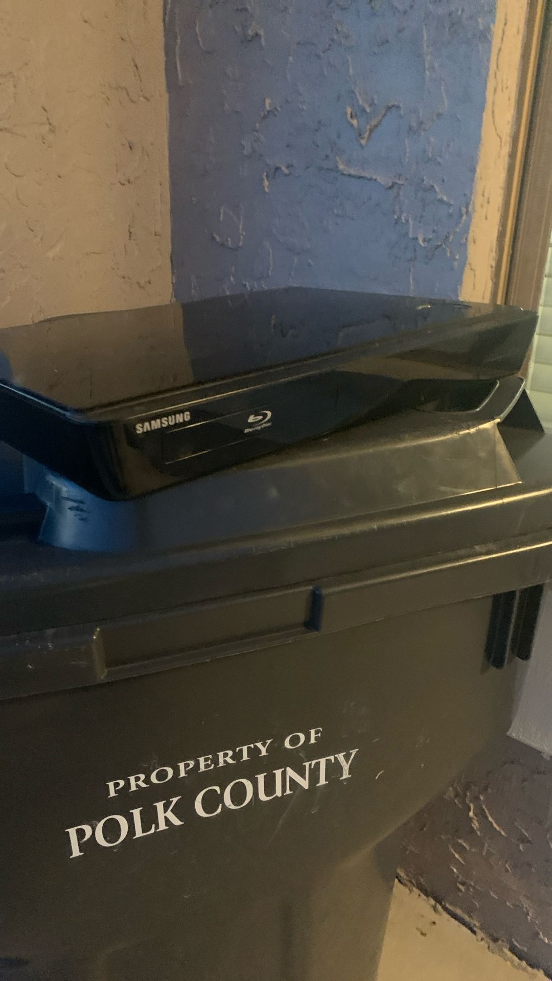 Samsung - Blue Ray Home Theater System HT -BD1250