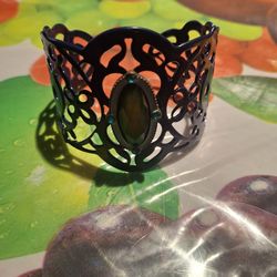 Green stone bracelet