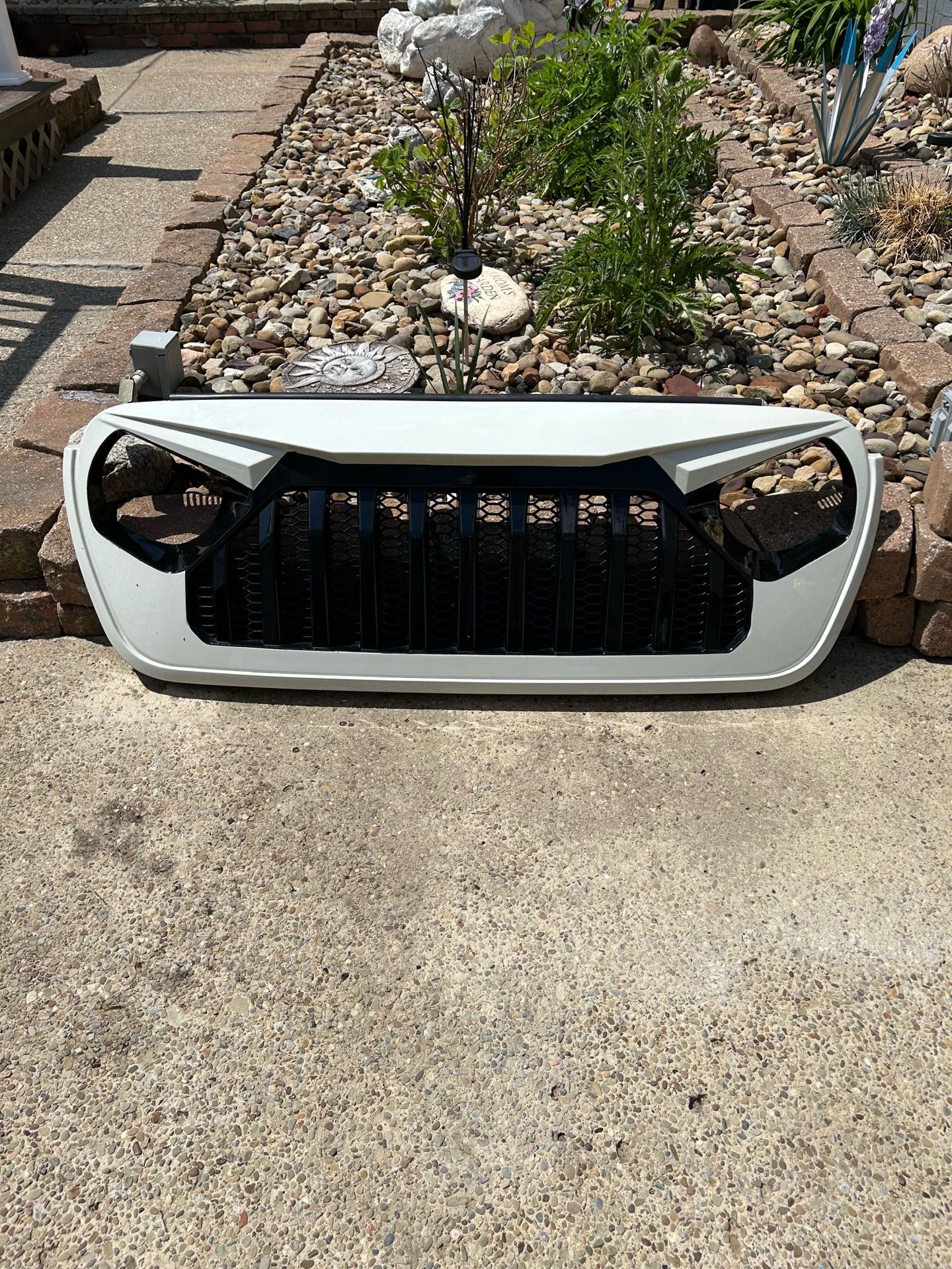 2019 jeep wrangler grill