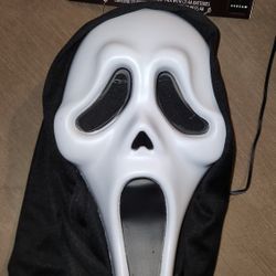 Scream Light Up Ghostface Mask
