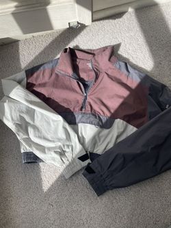 Kith Windbreaker 