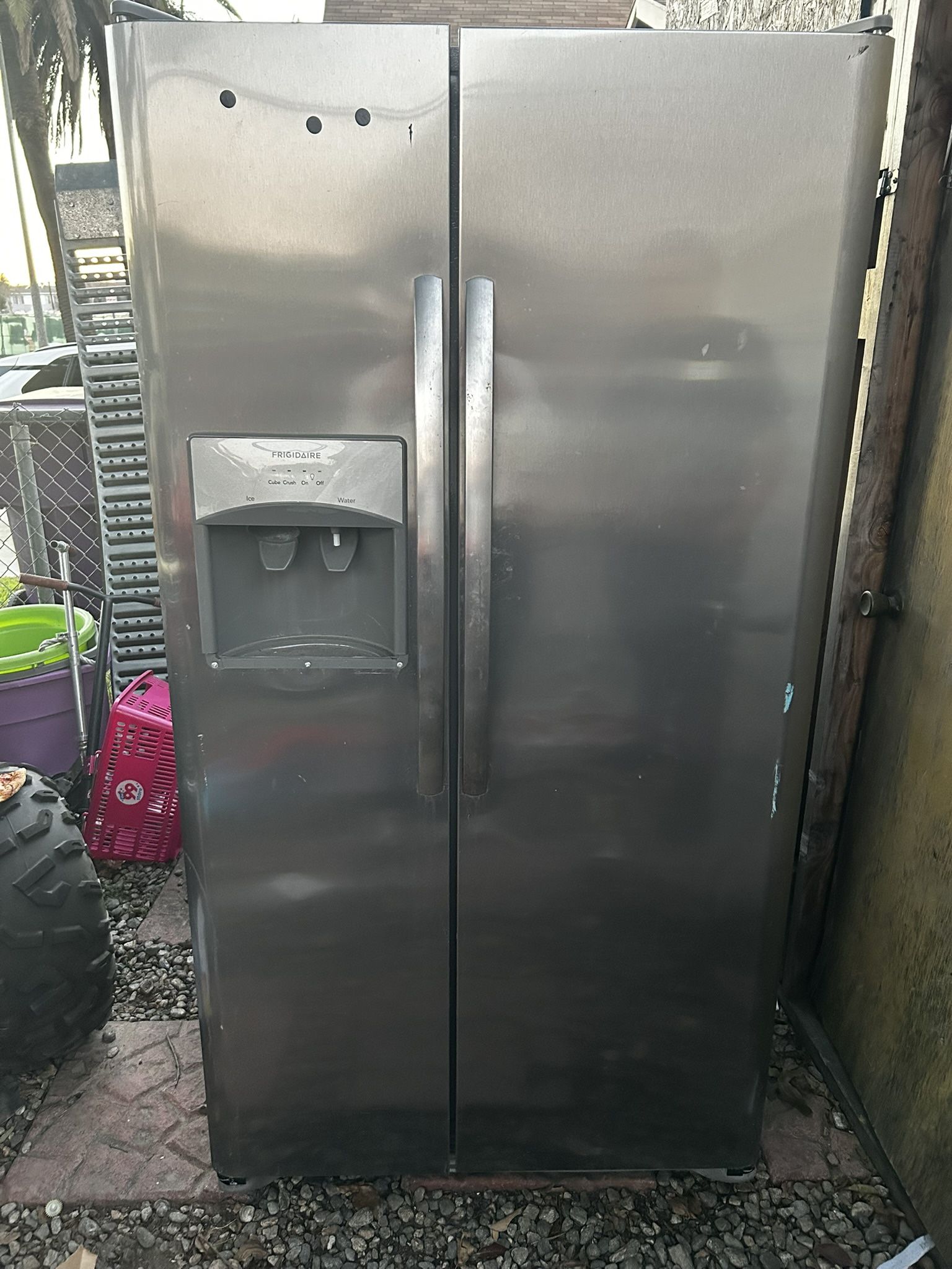 Refrigerator