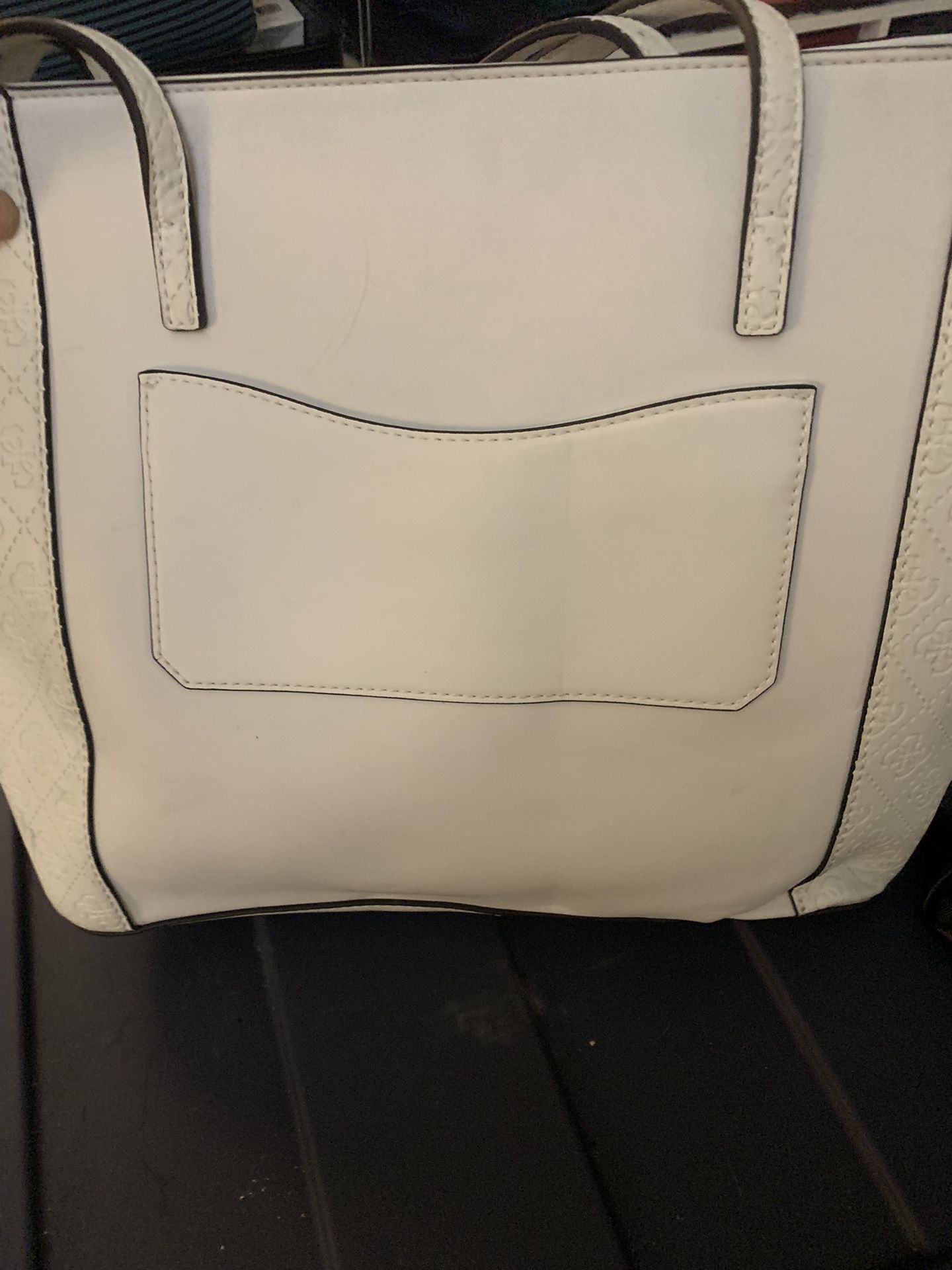 Guess purse for Sale in Chandler, AZ - OfferUp