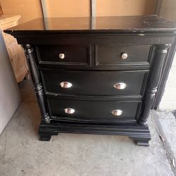3 Drawer Dresser