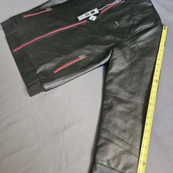 BIKER JACKET (NEW) Italian Made 90$