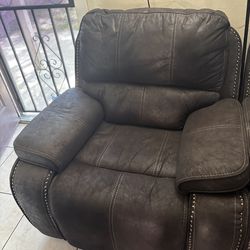 1 seater Leather recliner sofa