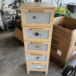 5 Drawers