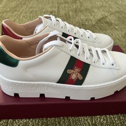 Gucci Ace Sneakers With Bee Size 39/9.5 US