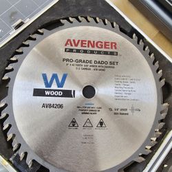 Dado Set 8" Pro-Grade, 42 Tooth, 5/8" arbor