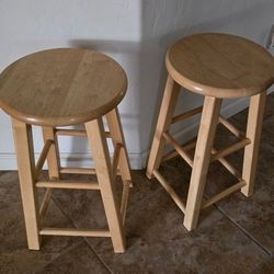 2 Stools  Use As Plant 🪴 Stands Or Side  Tables 🤔 U 