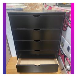 5 drawers dresser / Five drawers dresser