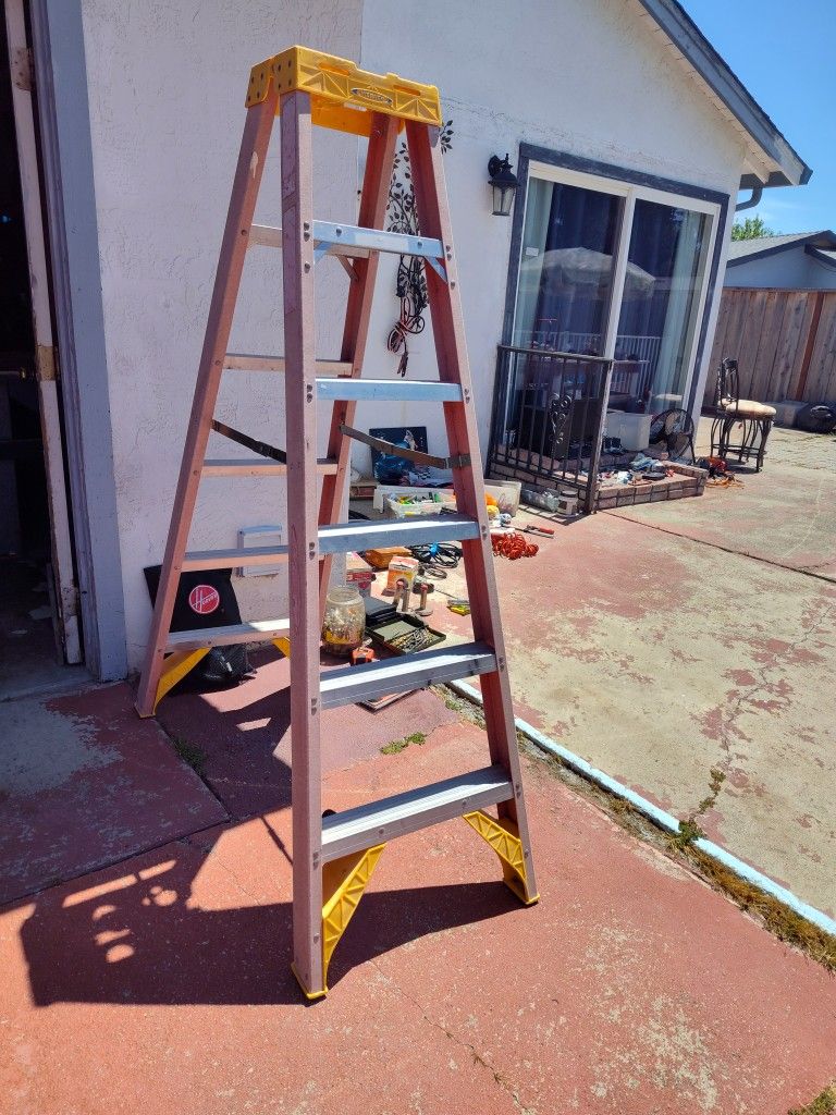 6 Ft Warner Ladder Two-sided $50. Livermore