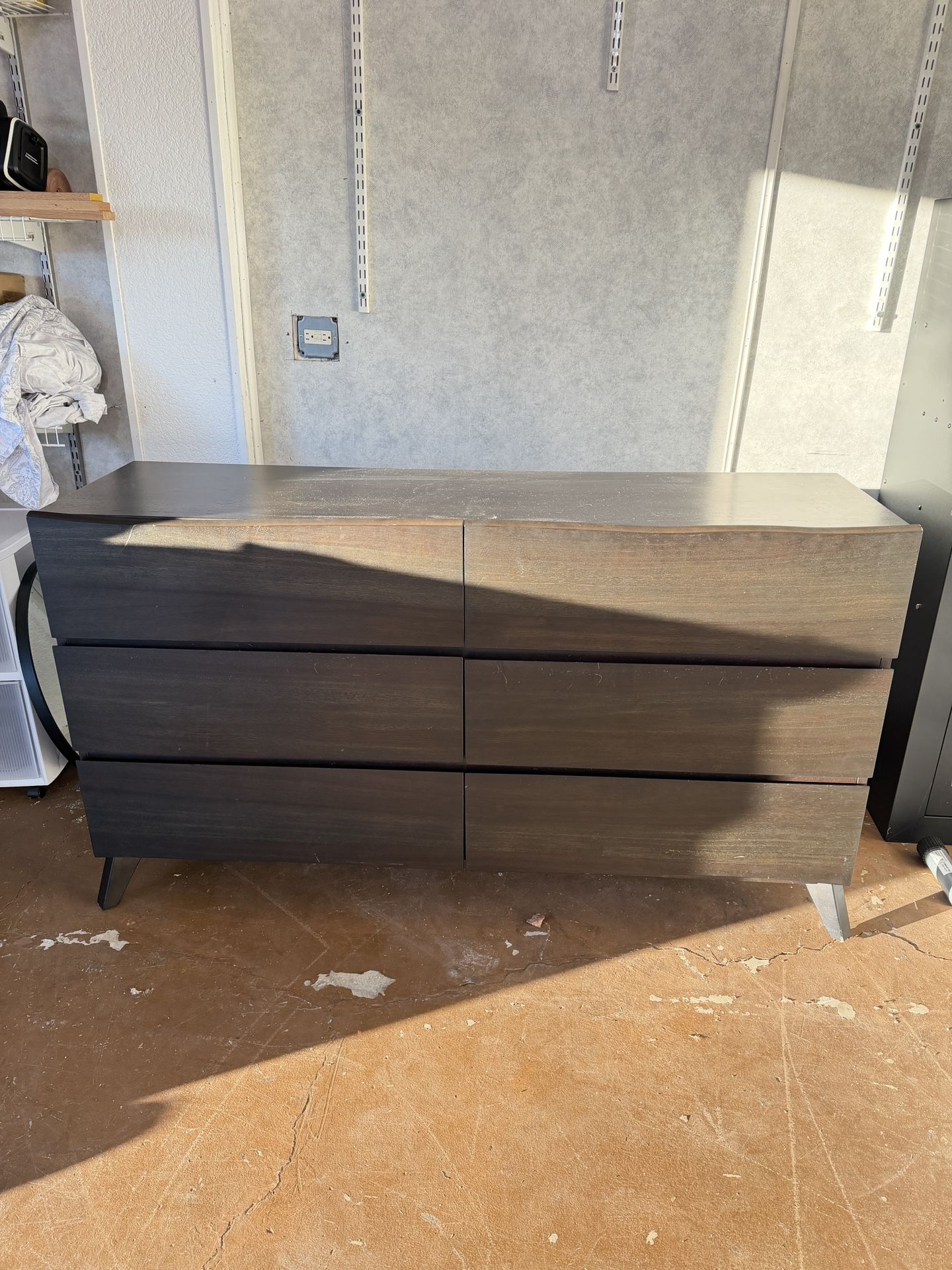 Wooden 6 Drawer Dresser