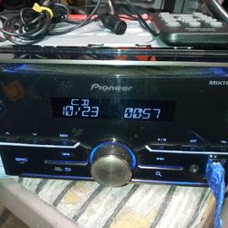 Esterio Pioneer Tiene Microfono Control Usv. Cd Radio