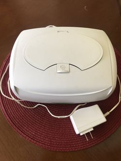 Prince Lionheart baby wipes warmer .